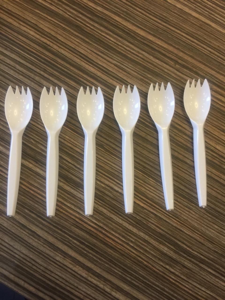 disposable fork spoons معالق و شوك للاستخدام مرة واحدة